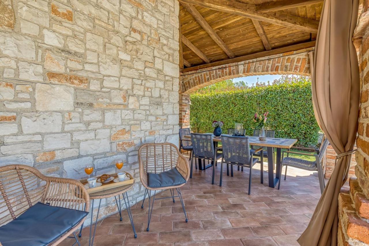 Villa Santolina Baderna ภายนอก รูปภาพ