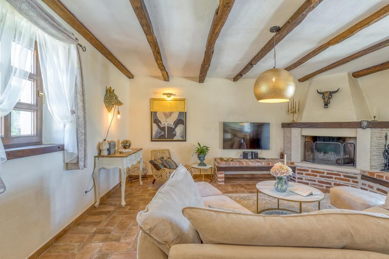 Villa Santolina Baderna ภายนอก รูปภาพ