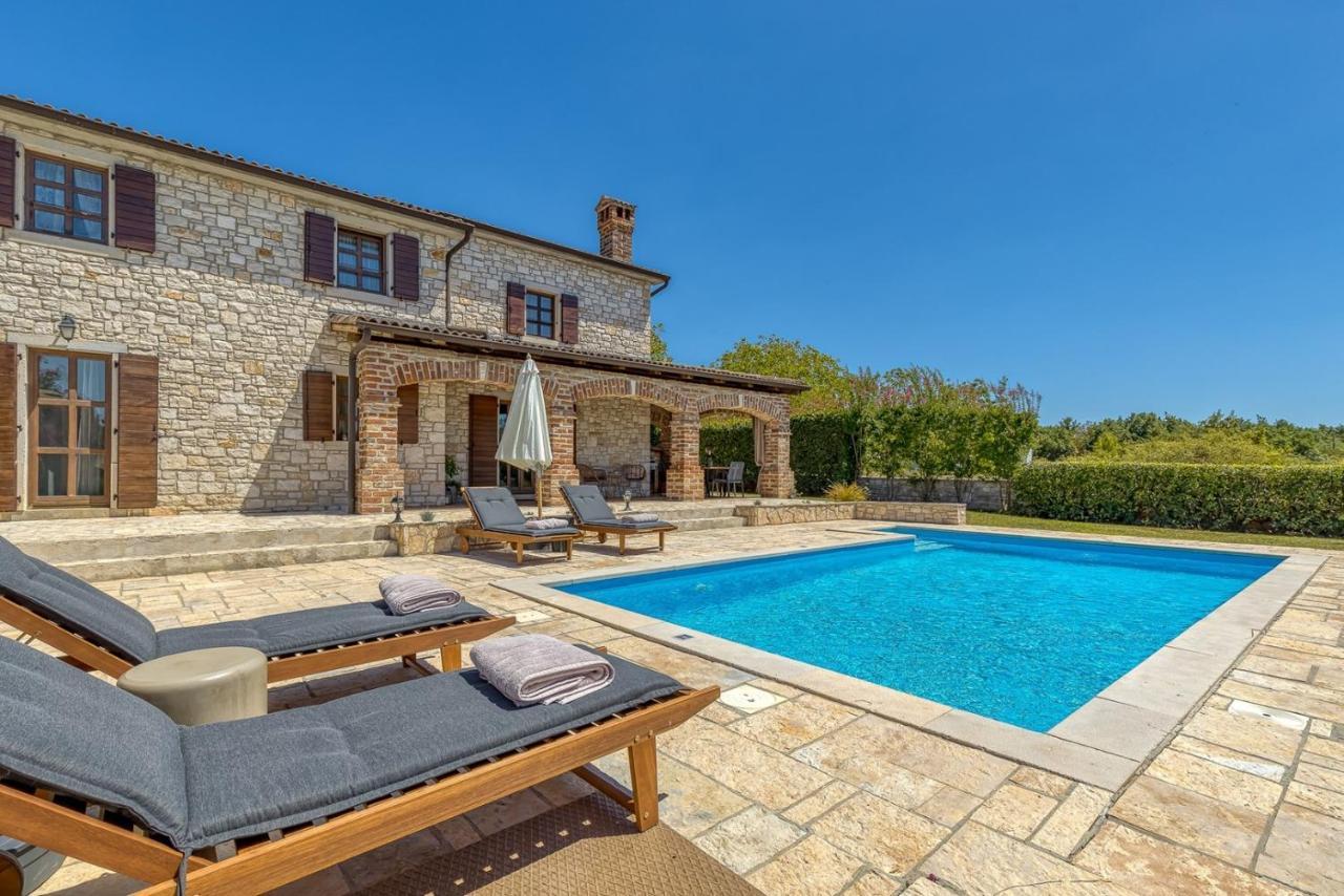 Villa Santolina Baderna ภายนอก รูปภาพ