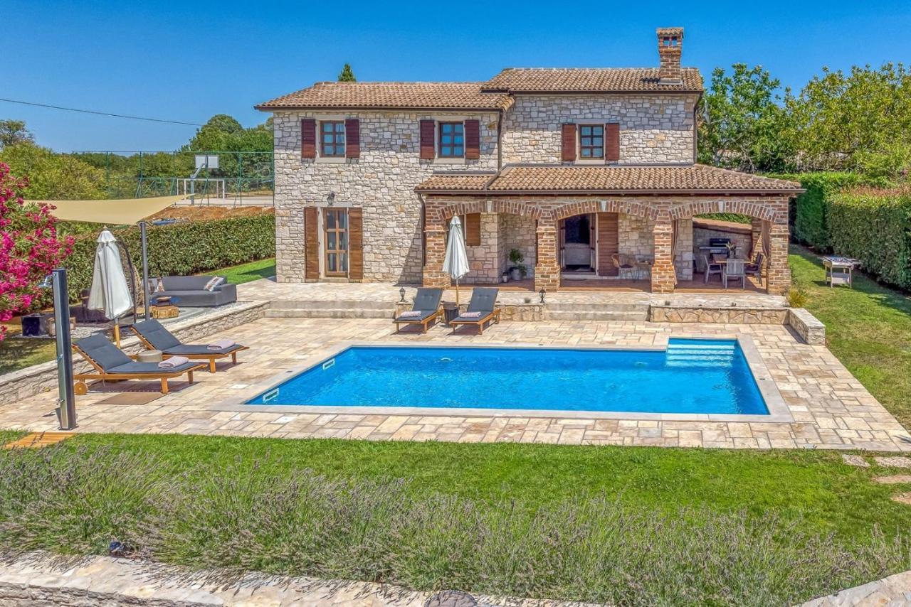 Villa Santolina Baderna ภายนอก รูปภาพ