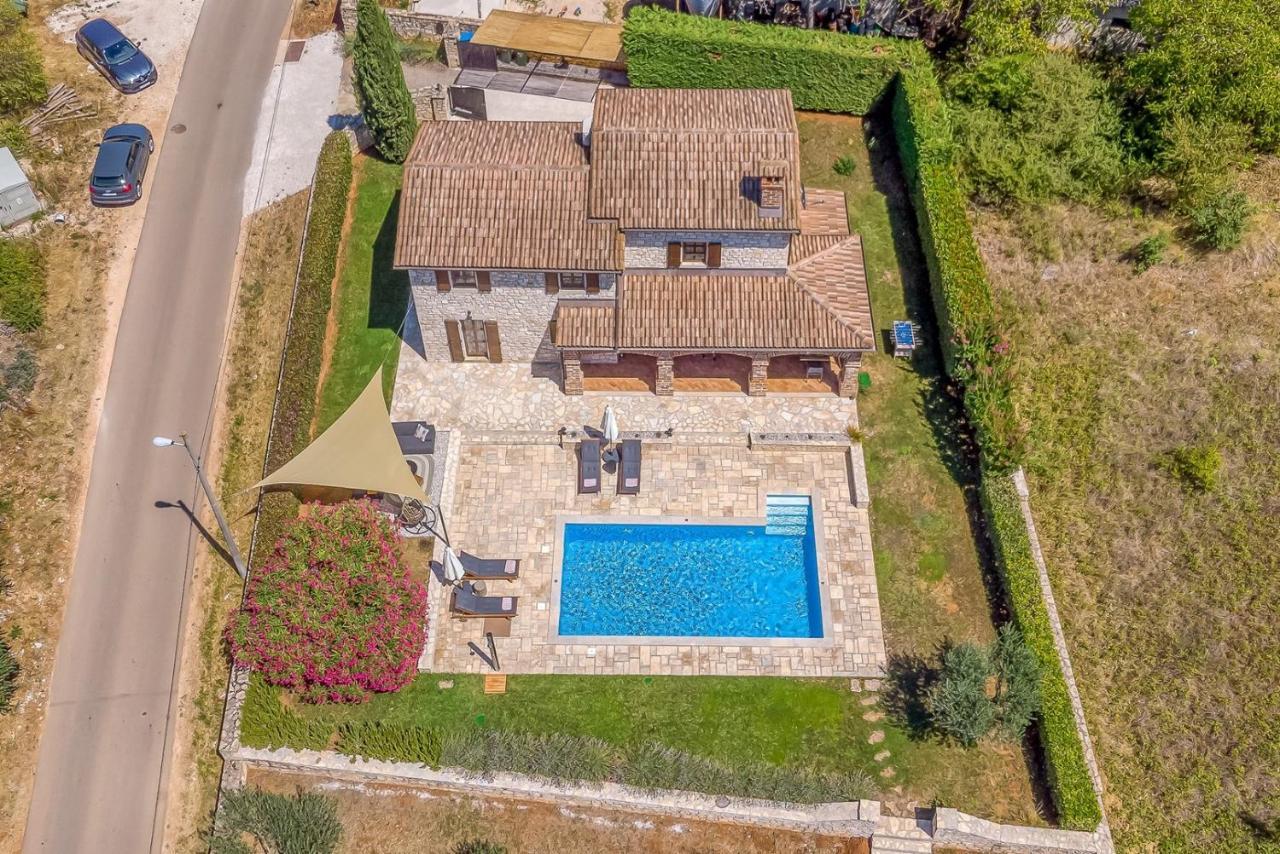 Villa Santolina Baderna ภายนอก รูปภาพ